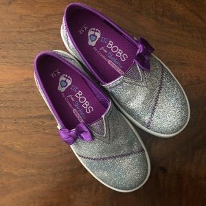 Skechers girl’s shoes size 12-B-LOVED-SPARKLE ELLA